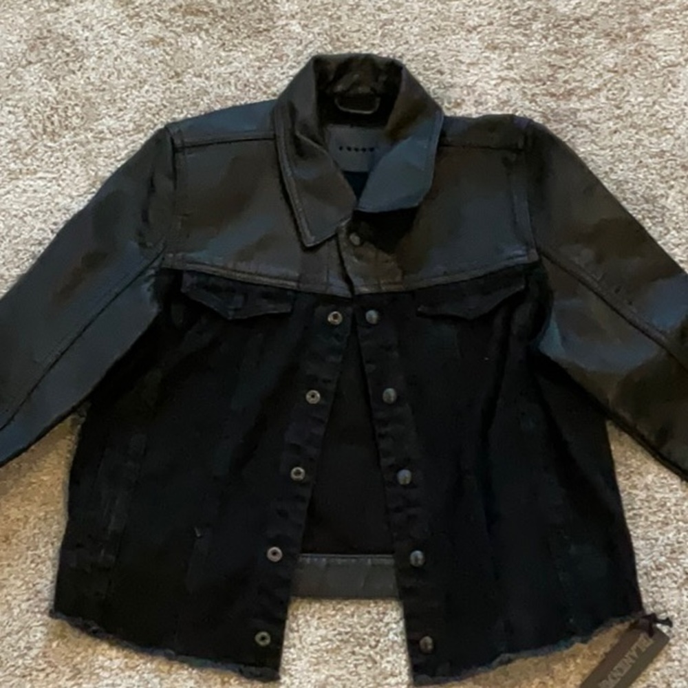 BLANK NYC  DENIM AND FAUX LEATHER JEAN JACKET!